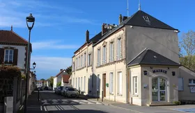 epaviste autours de La Villeneuve-en-Chevrie (78270)